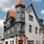 Eckhaus - Wohnen Auf Zeit 3* Grossostheim