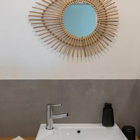 Eckhaus - Wohnen Auf Zeit Guest house Grossostheim