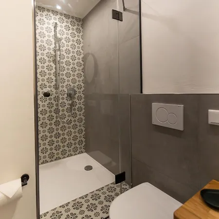 Pensjonat Eckhaus - Wohnen Auf Zeit Großostheim