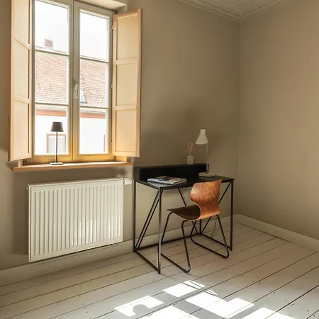Eckhaus - Wohnen Auf Zeit Grossostheim