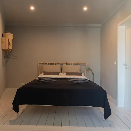 Eckhaus - Wohnen Auf Zeit Guest house